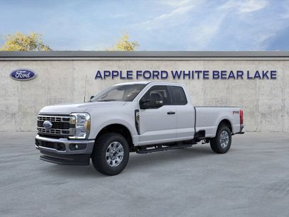New 2025 Ford F350 XLT w/ FX4 Off-Road Package