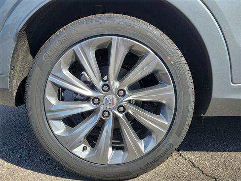 New 2026 Buick Envista Avenir image 6