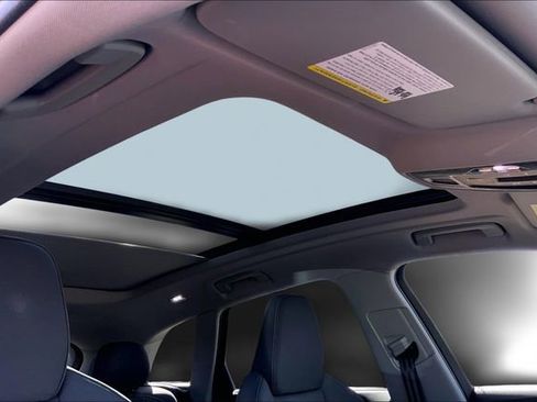 Used 2025 Audi Q5 Premium Plus w/ Premium Plus image 32