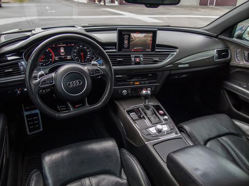 Used 2017 Audi RS 7 Performance w/ Driver Assistance Package image 27