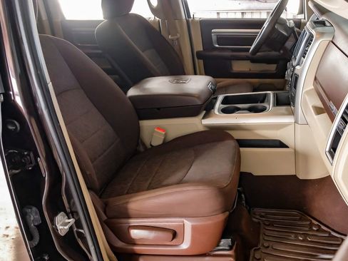 Used 2016 RAM 2500 Lone Star image 32