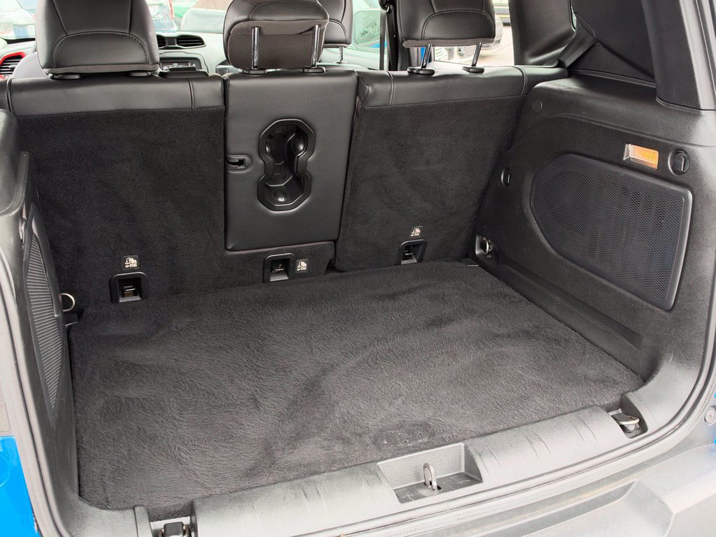 Used 2015 Jeep Renegade Trailhawk w/ Premium Leather Group AWD/4WD image 37