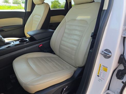 Used 2018 Ford Edge SEL w/ Equipment Group 201A AWD/4WD image 23