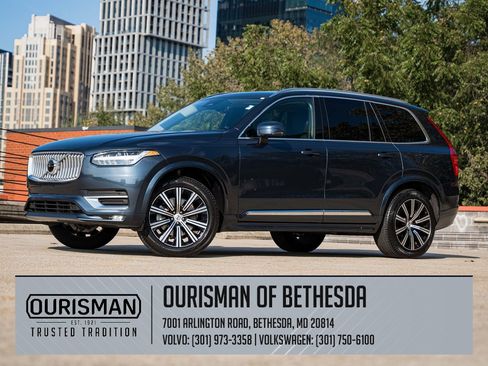 Certified 2025 Volvo XC90 B5 Core image 1