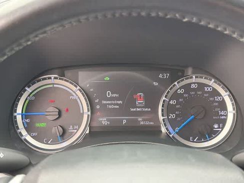 Used 2023 Toyota Highlander XLE AWD/4WD image 7