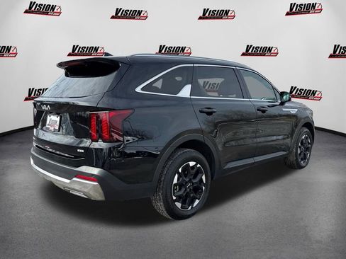 Used 2025 Kia Sorento S AWD/4WD image 5