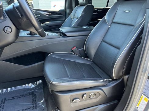 Used 2021 Cadillac Escalade Sport w/ Driver Assist Tech Package AWD/4WD image 23