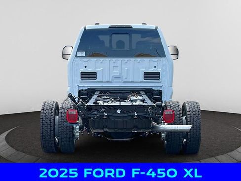 New 2025 Ford F450 XL w/ XL Chrome Package image 4
