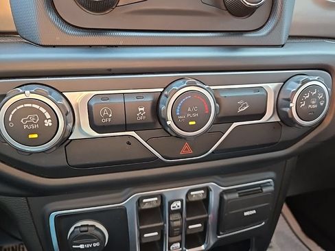 Used 2019 Jeep Wrangler Unlimited Sport S AWD/4WD image 59