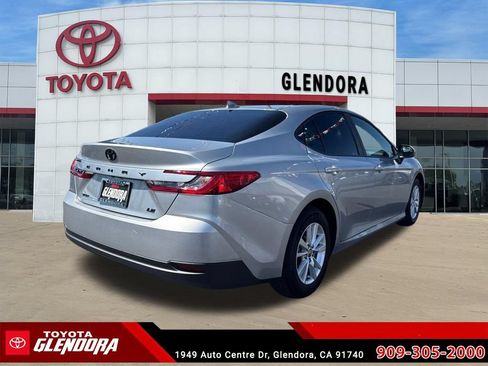 Used 2026 Toyota Camry LE FWD image 11