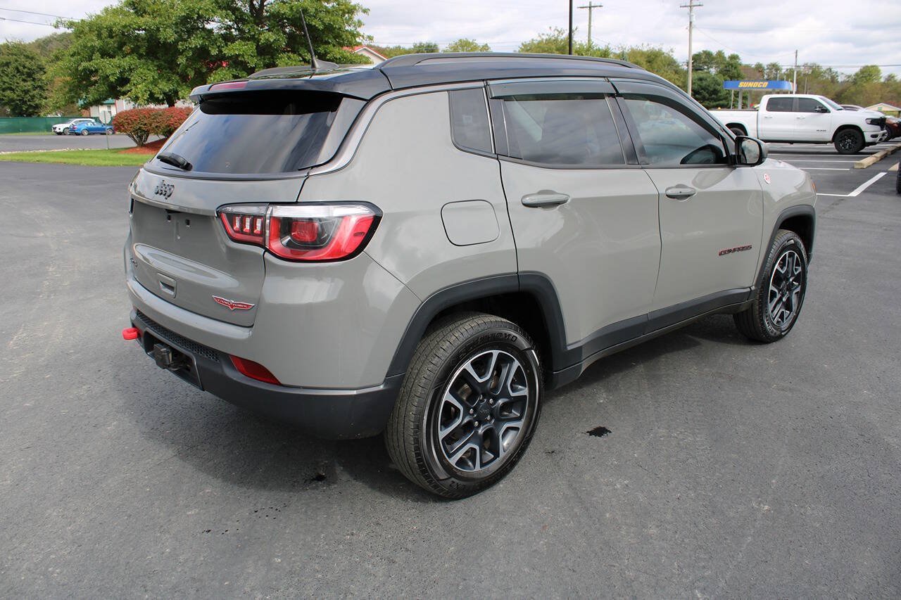 Used 2019 Jeep Compass Trailhawk w/ Leather Interior Group AWD/4WD image 6