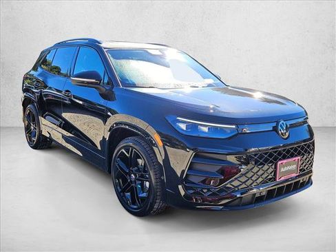 New 2026 Volkswagen Tiguan SE R-Line image 7