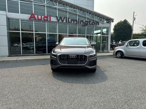Used 2023 Audi Q8 Premium Plus AWD/4WD image 5