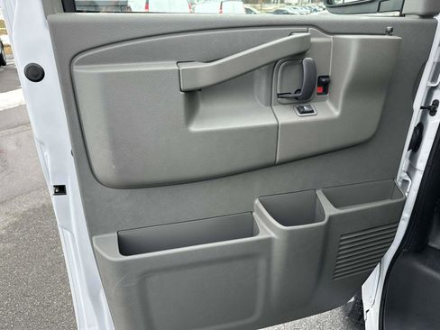 New 2025 Chevrolet Express 2500 w/ Driver Convenience Package image 8