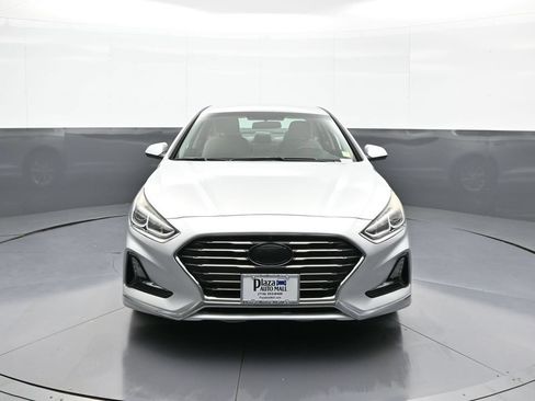 Used 2018 Hyundai Sonata SE FWD image 2