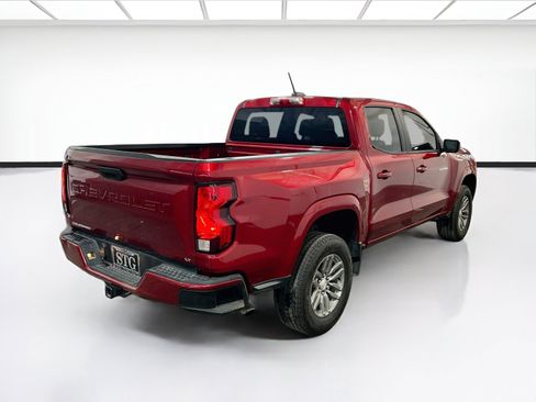 Used 2024 Chevrolet Colorado LT RWD image 4