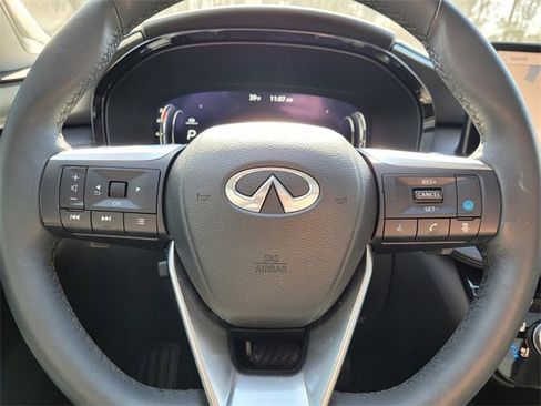 Used 2025 INFINITI QX60 Luxe image 25