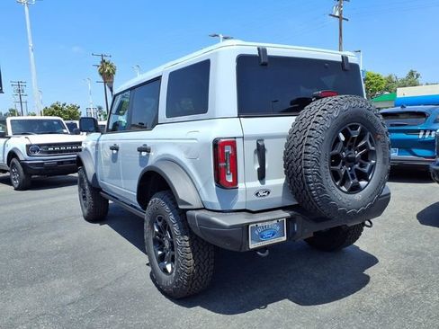 New 2026 Ford Bronco Badlands AWD/4WD image 4