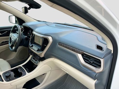 Used 2023 GMC Acadia Denali w/ Denali Ultimate Package image 30