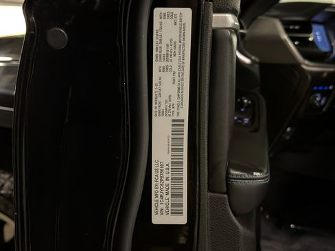 Used 2023 Jeep Grand Cherokee Trailhawk w/ Advanced Protech Group II AWD/4WD image 28
