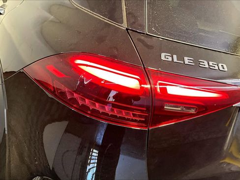 New 2026 Mercedes-Benz GLE 350 4MATIC image 5