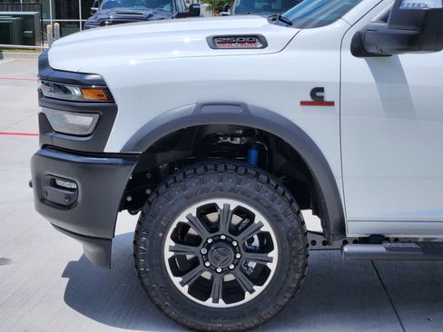 New 2026 RAM 2500 Tradesman AWD/4WD image 10