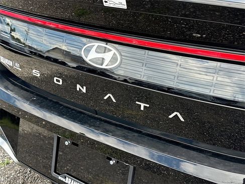 New 2025 Hyundai Sonata SEL image 18