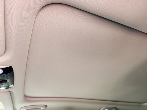 New 2025 Kia Sorento X-Line EX image 18