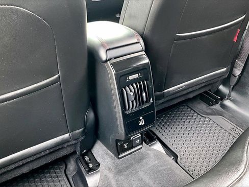 Used 2022 Jeep Compass Trailhawk w/ Trailhawk Convenience Group image 33