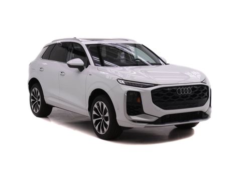 New 2026 Audi Q3 quattro 2.0T AWD/4WD image 2