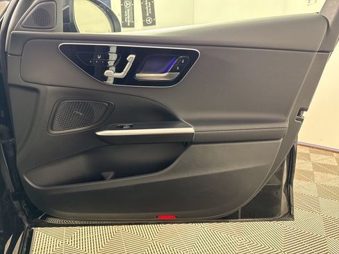 Certified 2025 Mercedes-Benz C 300 4MATIC Sedan image 22