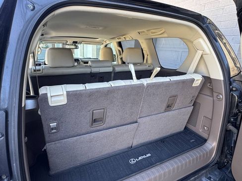Used 2014 Lexus GX 460 w/ Premium Package AWD/4WD image 30