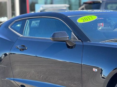 Used 2017 Chevrolet Camaro LT image 4