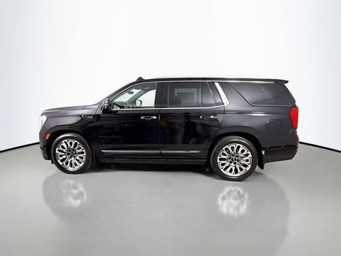 Used 2023 GMC Yukon Denali Ultimate w/ LPO, Floor Liner Package AWD/4WD image 4