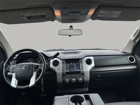 Used 2017 Toyota Tundra SR5 image 21