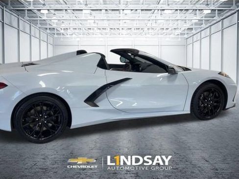 Used 2023 Chevrolet Corvette Stingray Preferred Conv w/ Z51 Performance Package RWD image 2