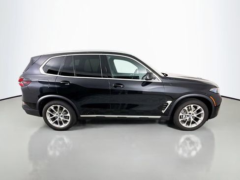 Used 2024 BMW X5 xDrive40i w/ Premium Package image 8