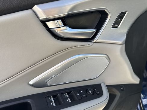 Used 2019 Acura RDX w/ Technology Package FWD image 17