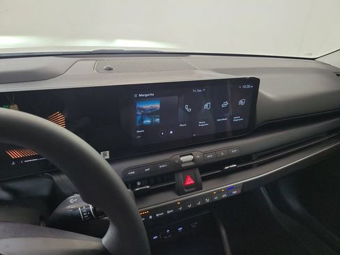Used 2026 Kia K4 FWD image 19