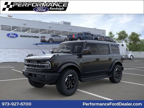 New 2026 Ford Bronco Outer Banks AWD/4WD image 1