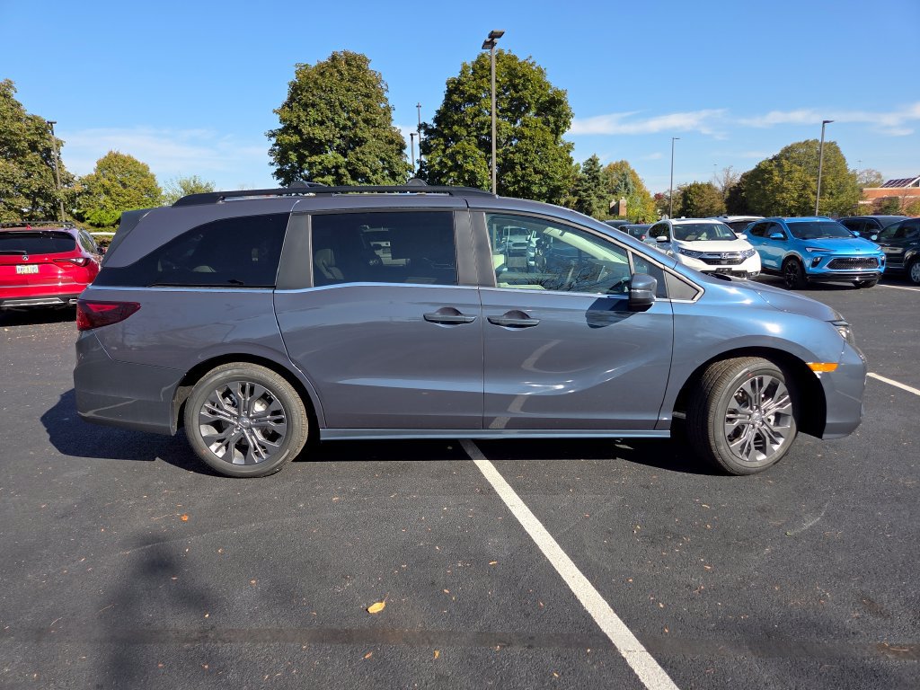 New 2027 Honda Odyssey Touring image 29