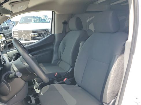 Used 2018 Nissan NV200 S w/ Cruise Control Package image 17