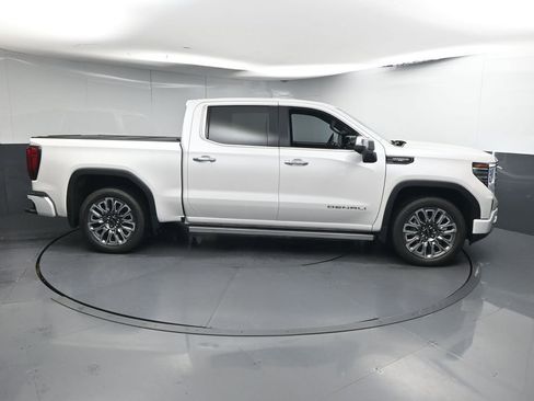 Used 2024 GMC Sierra 1500 Denali Ultimate AWD/4WD image 29