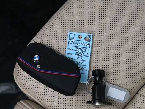 Used 2025 BMW X3 xDrive30i image 19