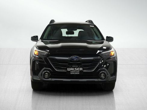 Used 2024 Subaru Outback Premium image 8