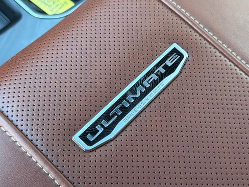 Used 2025 GMC Sierra 3500 Denali Ultimate image 33