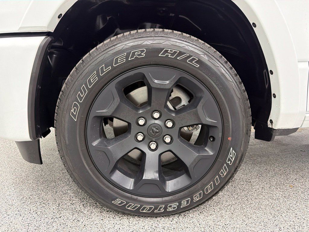 Used 2026 RAM 1500 Lone Star AWD/4WD image 10
