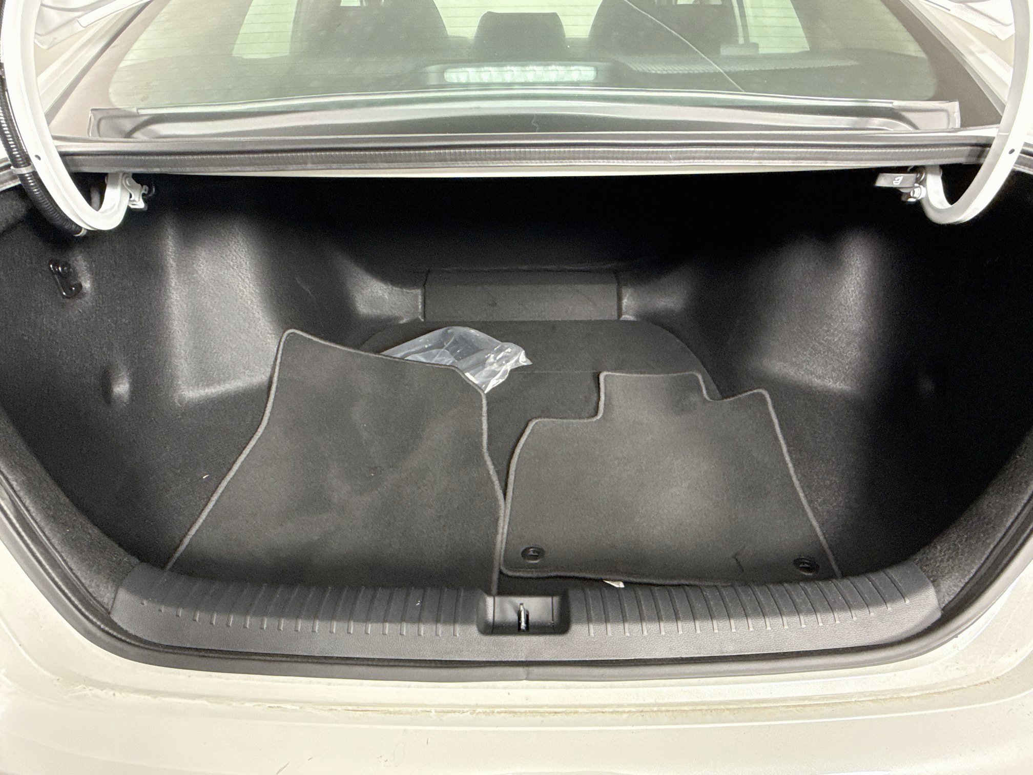 Certified 2026 Honda Accord LX image 30