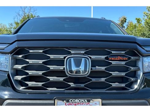Used 2025 Honda Passport TrailSport image 48