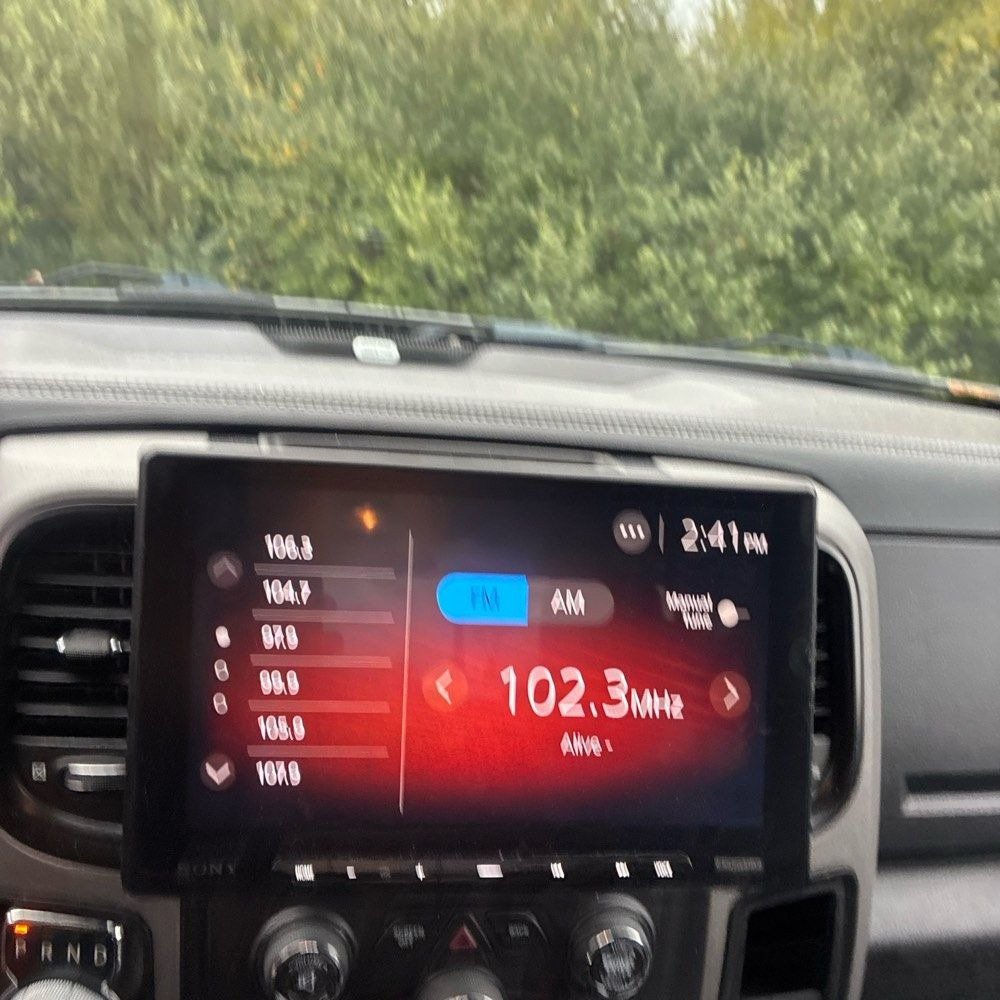 Used 2018 RAM 1500 Rebel w/ Luxury Group AWD/4WD image 9